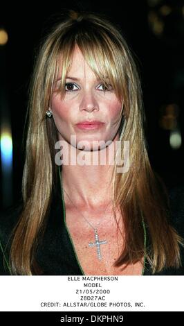 21. Mai 2000 - ELLE MACPHERSON. MODEL.21/05/2000.Z8D27AC. CREDIT: (Kredit-Bild: © Globe Photos/ZUMAPRESS.com) Stockfoto