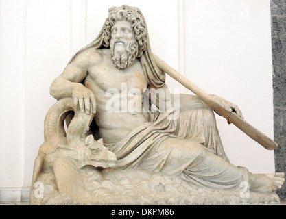 Statue der Fluss Gottheit (2. Jahrhundert), das Archäologische Nationalmuseum, Neapel, Kampanien, Italien Stockfoto