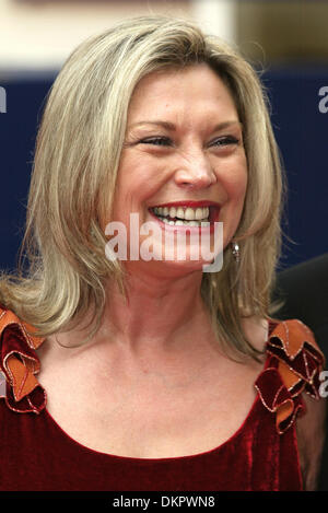 AMANDA REDMAN. SCHAUSPIELERIN. DON. THEATRE ROYAL, DRURY LANE, LON.20/04/2002.DI1051 Stockfoto