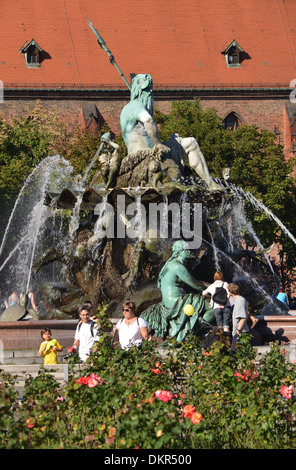 Neptunbrunnen, Spandauer Straße, Mitte, Berlin, Deutschland Stockfoto