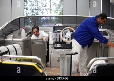 Rivarama Superyacht im Bau an der Riva-Fabrik in Sarnico, Italien. Stockfoto