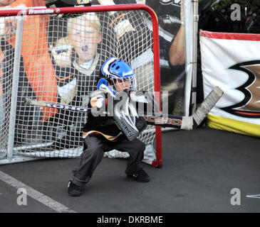 29. November 2009 - schlagen Anaheim, Kalifornien, USA - NHL HOCKEY - The Phoenix Coyotes die Anaheim Ducks, 3: 2 in der Overtime im Honda Center, Anaheim. (Kredit-Bild: © Scott Mitchell/ZUMA Press) Stockfoto