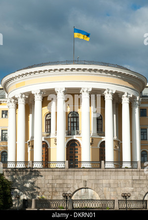 Internationales Zentrum für Kultur und Künste (ehemals der Oktober-Palast) in Kiew, die Hauptstadt der Ukraine. Stockfoto