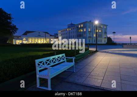 Kempinski Grand Hotel in der Nacht, Heiligendamm, Mecklenburg Vorpommern, Deutschland Stockfoto