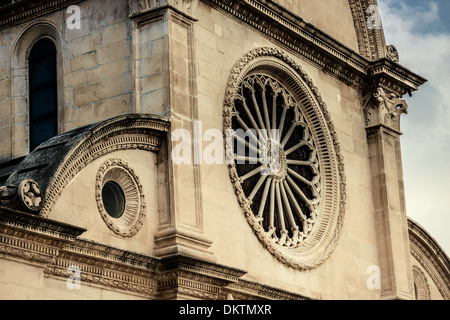 Rosetta auf der vorderen Seite des St. James Cathedral, Sibenik-Unesco-Welterbe Stockfoto