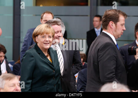 Berlin, Deutschland. 9. Dezember 2013. CDU kommt zusammen in Berlin, der Koalitionsvertrag zwischen CSU/CDU und SPD zu diskutieren. / Bild: Angela Merkel, Bundeskanzlerin, in Berlin, am 9. Dezember, 2013.Photo: Reynaldo Paganelli/NurPhoto Credit: Reynaldo Paganelli/NurPhoto/ZUMAPRESS.com/Alamy Live-Nachrichten Stockfoto