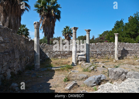 Kos-Agora Archäologie Ausgrabung Ausgrabungsstätte Griechenland Europa Hafen Insel Cannelures Wand Wände Meer Mittelmeer Stockfoto