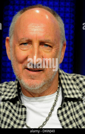 4. Februar 2010 führen - Fort Lauderdale, Florida, USA - The Who Gitarrist PETE TOWNSEND während einer Pressekonferenz NFL Super Bowl Medien Center in Fort Lauderdale, Florida Wer wird als die Halbzeit-Showact in Superschüssel Sonntag durchführen. (Kredit-Bild: © JB Skipper/ZUMA Press) Stockfoto