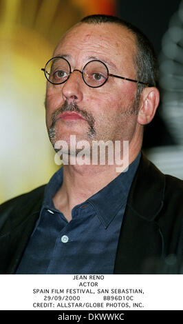 29. September 2000 - Filmfestival, SAN SEBASTIAN - JEAN RENO. SCHAUSPIELER. Spanien. FILMFESTIVAL, SAN SEBASTIAN,.29/09/2000.BB96D10C. CREDIT: (Kredit-Bild: © Globe Photos/ZUMAPRESS.com) Stockfoto