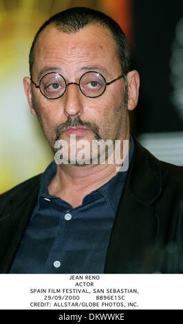 29. September 2000 - Filmfestival, SAN SEBASTIAN - JEAN RENO. SCHAUSPIELER. Spanien. FILMFESTIVAL, SAN SEBASTIAN,.29/09/2000.BB96E15C. CREDIT: (Kredit-Bild: © Globe Photos/ZUMAPRESS.com) Stockfoto