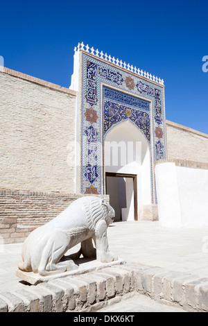 Der Bogen im Krönungssaal, in der Arche Festung, Registan-Platz, Buchara, Usbekistan Stockfoto