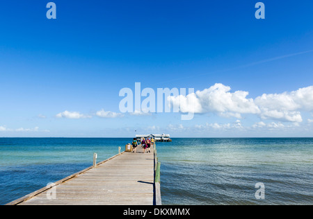 Der Pier in Anna Maria, Anna Maria Island, Manatee County, Golfküste, Florida, USA Stockfoto