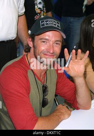 1. Januar 1980 - San Diego, CA, USA - K31793KI -.2003 SAN DIEGO Comic-CON INTERNATIONAL -. SAN DIEGO CONVENTION CENTER, SAN DIEGO, CA - .07/19/2003 -. KATHRYN INDIEK / 2003 -. HUGH JACKMAN(Credit Image: © Globe Photos/ZUMAPRESS.com) Stockfoto