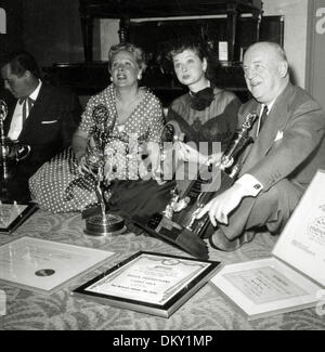 11. November 2002 - LUCILLE BALL, DESI ARNAZ, VIVIAN VANCE und WILLIAM FRAWLEY... NATE CUTLER / (Kredit-Bild: © Globe Photos/ZUMAPRESS.com) Stockfoto