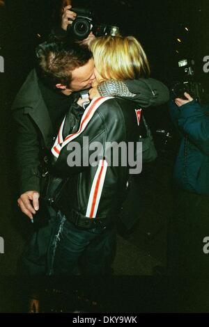 9. März 2001 - London, Großbritannien - Â © JACK LUDLAM 08 03 01.NATALIE APPLETON & Freund. AN DER MET BAR, LONDON. (Kredit-Bild: © Jack Ludlam) Stockfoto