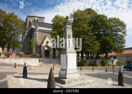 Kirche in Mouilleron-En Pareds, Vendée, Frankreich Stockfoto