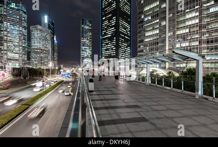 Stadtbild, Nachtszene, Lujiazui, Pudong, Shanghai, China Stockfoto