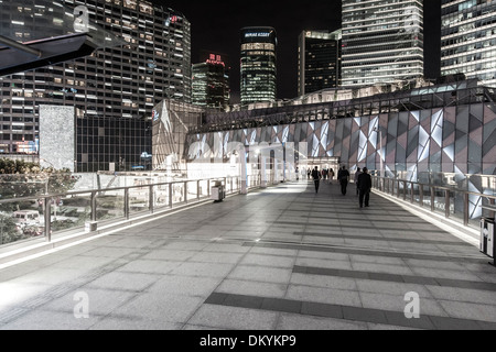 IFC Mall in der Nacht, Lujiazui, Pudong, Shanghai, China Stockfoto