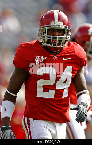 21. November 2009 - Tuscaloosa, Alabama, US - 21November2009: Alabamas Marquis Johnson (24) bereitet sich auf die NCAA Football-Spiel zwischen den CRIMSON TIDE und der UNIVERSITY of TENNESSEE at CHATTANOOGA in Tuscaloosa, Alabama Bryant Denny Stadium gespielt. Die UNIVERSITY of ALABAMA schlagen der UNIVERSITY of TENNESSEE at CHATTANOOGA 45-0. (Kredit-Bild: © Jason Clark/Southcreek Global/ZUMA Stockfoto