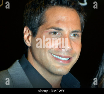 Joe Francis - Mädchen Weg 5. jährlichen Wildhaus Hype Musik Award New York City, USA - 06.09.12 Stockfoto