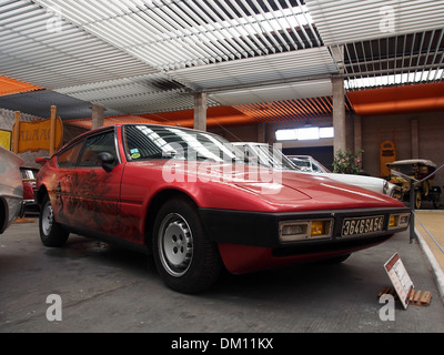 Der 1973 Matra Simca Bagheera ist ein französischer Sportwagen mit einem Vierzylindermotor mit einem Hubraum von 1294 cm3 und einer Leistung von 84 PS. Er ist bekannt für seine einzigartige Mittelmotorkonstruktion und wurde in den 1970er Jahren in limitierter Stückzahl produziert Stockfoto