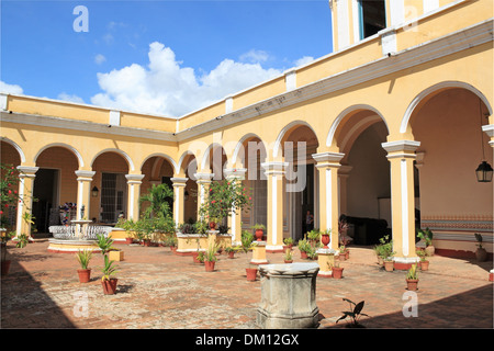 Innenhof des Museo Histórico Municipal, Palacio Cantero, Trinidad, Sancti Spiritus, Kuba, Karibik, Mittelamerika Stockfoto