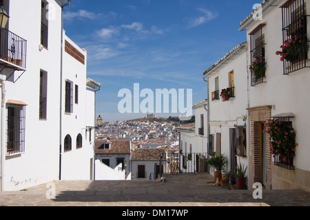 Antequera, eines der weißen Dörfer (Pueblos Blancos) von Andalusien, Spanien Stockfoto