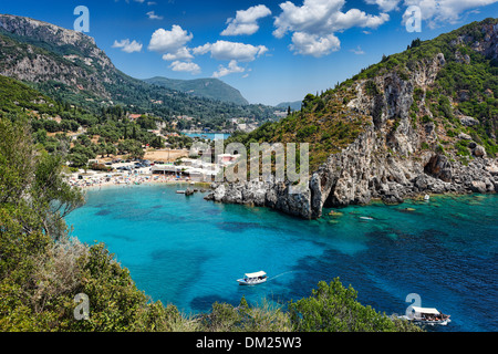 Bucht von Paleokastritsa auf Korfu, Griechenland Stockfoto