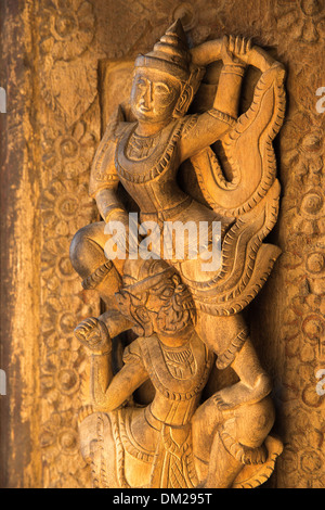 Kunst am Tempel, Manderlay, Myanmar (Burma) Stockfoto