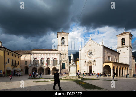 Piazza San Benedetto, Norcia, Umbrien, Italien Stockfoto