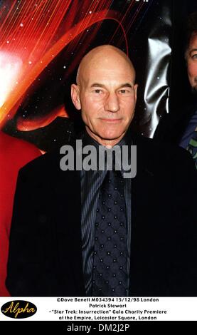 15. Dezember 1998 - London, Großbritannien - Â © Dave Benett M034394 15.12.98 London.Patrick Stewart.-'' Star Trek: Insurrection'' Gala Charity Premiere.at des Reiches, Leicester Square, London (Kredit-Bild: © Globe Photos/ZUMAPRESS.com) Stockfoto