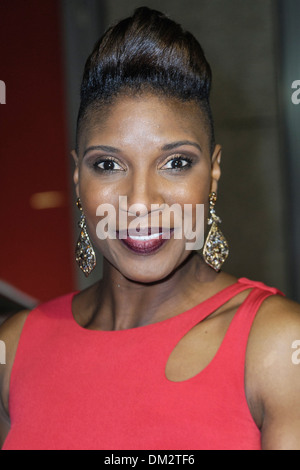 Denise Lewis besucht den Jaguar Academy of Sport Annual Awards am 12.08.2013 am Royal Opera House, London. Personen im Bild: Denise Lewis. Bild von Julie Edwards Stockfoto