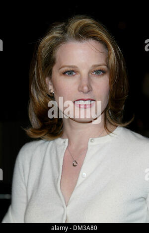 18. März 2002 - Los Angeles, Kalifornien - PANIC ROOM PREMIERE. IM LOEWS CENTURY PLAZA IN LOS ANGELES. BRIDGET FONDA. FITZROY BARRETT / 18.03.2002 K24431FB (D) (Kredit-Bild: © Globe Photos/ZUMAPRESS.com) Stockfoto