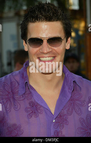 22. Juli 2002 POWERS IN GOLDSTÄNDER - Los Angeles, Kalifornien - AUSTIN. PREMIERE AM UNIVERSAL UNIVERSAL AMPHITHEATER. Los Angeles LOS ANGELES, Kalifornien. DAVID BOREANAZ. FITZROY BARRETT / 22.07.2002 K25584FB (D) (Kredit-Bild: © Globe Photos/ZUMAPRESS.com) Stockfoto