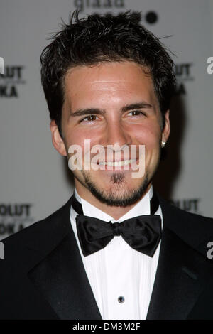 28. April 2001 vergibt - 12. GLAAD MEDIA. IM JAHRHUNDERT PLAZA HOTEL LA. HAL SPARKS. FITZROY BARRETT / 28.04.2001 K21640FB (D) (Kredit-Bild: © Globe Photos/ZUMAPRESS.com) Stockfoto