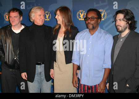 30. Januar 2010: (L-R) Quentin Tarantino, James Cameron, Kathryn Bigelow, Lee Daniels und Jason Reitman besuchen des Regisseurs Guild von Amerika Auszeichnungen erfüllen die nominierten am 30. Januar 2010 bei DGA One Theater in Hollywood, Kalifornien. Obligatorische Credit: Brandon Parry / Southcreek Global. (Kredit-Bild: © Brandon Parry/Southcreek Global/ZUMApress.com) Stockfoto