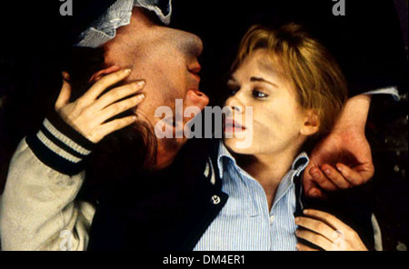 VERTRAUEN (1990) MARTIN DONOVAN ADRIENNE SHELLY HAL HARTLEY (DIR) MOVIESTORE SAMMLUNG LTD Stockfoto