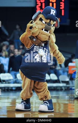 Bulldoggen Gordon Hayward erhält einen Schuss in letzter Sekunde gewinnen über die Musketiere. Butler gewinnt 69-68 über Xavier.Bulldog Maskottchen (Credit-Bild: © Mike Taylor/Southcreek Global/ZUMApress.com) Stockfoto