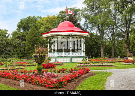 Der Musikpavillon oder Pavillon in Halifax Public Gardens in Halifax, Nova Scotia. Stockfoto