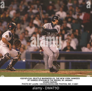 24. April 2001 - K22197LCAV: SEATTLE MARINERS VS. DIE NEW YORK YANKEES. IM YANKEE STADIUM IN DER BRONX, NEW YORK. 04/24/01.ICHIRO SUZUKI. LAURA CAVANAUGH / 2001 (Kredit-Bild: © Globe Photos/ZUMAPRESS.com) Stockfoto