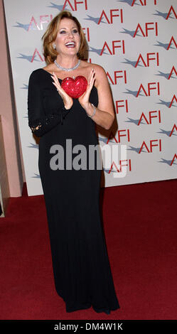 5. Januar 2002 - AWARDS AFI 2001.AT das BEVERLY HILLS HOTEL BEVERLY HILLS, CA. LORNA LUFT. FITZROY BARRETT / 05.01.2002 K23721FB (D) (Kredit-Bild: © Globe Photos/ZUMAPRESS.com) Stockfoto