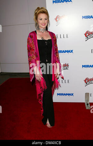 14. Oktober 2002 - Los Angeles, Kalifornien - LAUREN WOODLAND... FRIDA LOS ANGELES PREMIERE AT DIE. LOS ANGELES COUNTY MUSEUM OF ART. FITZROY BARRETT / 14.10.2002 K26618FB (D) (Kredit-Bild: © Globe Photos/ZUMAPRESS.com) Stockfoto