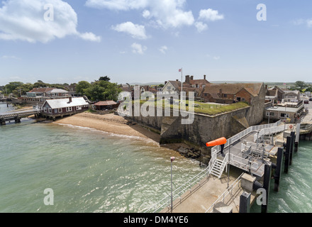 Yarmouth Castle die Yarmouth Hafen bewacht, wenn sie von Heinrich VIII. im Jahr 1547 auf der Isle Of Wight, England, UK gebaut wurde Stockfoto