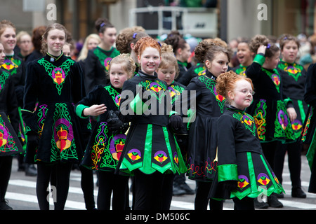 NEW YORK, NY, USA - 16 MAR: Menschen am St. Patricks Day Parade am 16. März 2013 in New York City, USA. Stockfoto