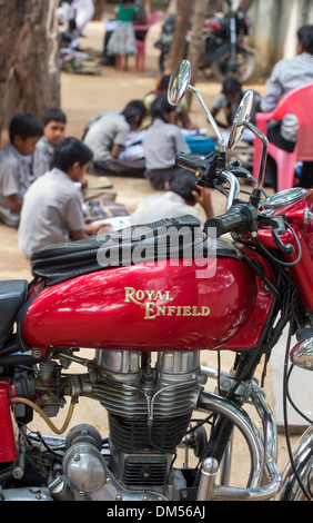 Royal Enfield 350 Bullet Motorrad. Made in India Stockfoto