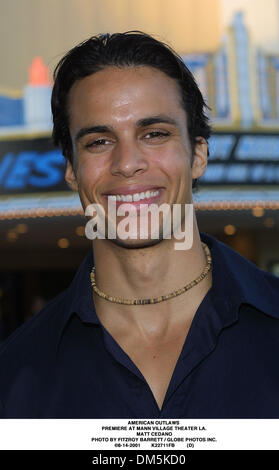 14. August 2001 - AMERICAN OUTLAWS. PREMIERE AM MANN VILLAGE THEATER LA. MATT CEDANO. FITZROY BARRETT / 14.08.2001 K22711FB (D) (Kredit-Bild: © Globe Photos/ZUMAPRESS.com) Stockfoto