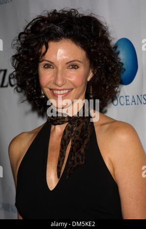 2. Oktober 2001 - Kampagne amerikanische Ozeane 2001 Partner AWARD. IM JAHRHUNDERT PLAZA HOTEL LOS ANGELES, KALIFORNIEN. MARY STEENBURGEN. FITZROY BARRETT / 02.10.2001 K22995FB (D) (Kredit-Bild: © Globe Photos/ZUMAPRESS.com) Stockfoto