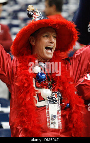 23. November 2009 - Houston, Texas, USA - 23. November 2009: Texaner Fans zeigen ihren Geist wie die Texaner die Tennessee Titans im Reliant Stadium in Houston, Texas übernahm.  Obligatorische Credit - Diana L. Porter / Southcreek Global. (Kredit-Bild: © Southcreek Global/ZUMApress.com) Stockfoto