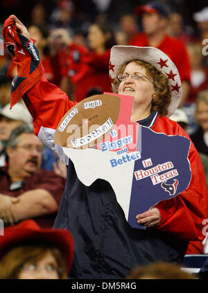 23. November 2009 - Houston, Texas, USA - 23. November 2009: Texaner Fans zeigen ihren Geist wie die Texaner die Tennessee Titans im Reliant Stadium in Houston, Texas übernahm.  Obligatorische Credit - Diana L. Porter / Southcreek Global. (Kredit-Bild: © Southcreek Global/ZUMApress.com) Stockfoto