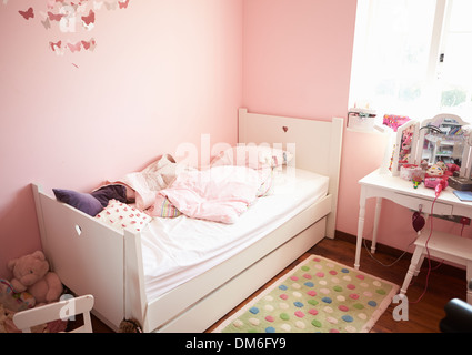 Leer und unordentliche Kinderzimmer Stockfoto
